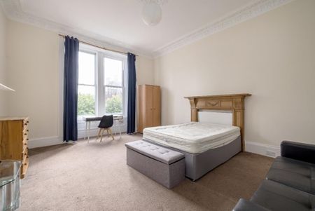 5 bedroom flat to rent - Photo 4