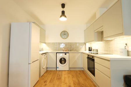 1 Bedroom Home – Medium Let - Photo 3