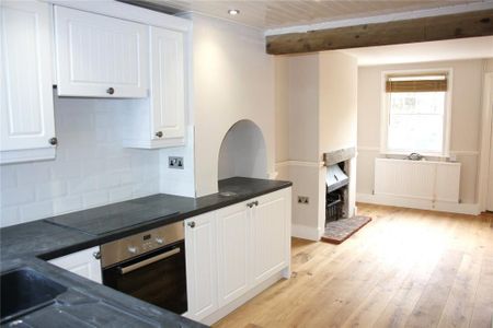 2 bedroom terraced house to rent - Photo 3