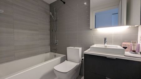 For Lease - 170 Bayview Avenue Unit# 817, Toronto, Ontario - Photo 4