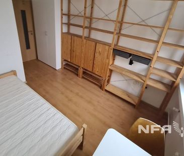 REZERVOVANÝ - NA PRENÁJOM garsónka v Banskej Bystrici - Photo 2