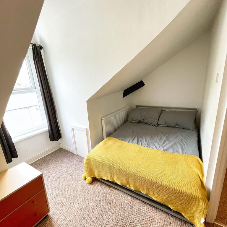 3 bedroom house share to rent - Photo 1