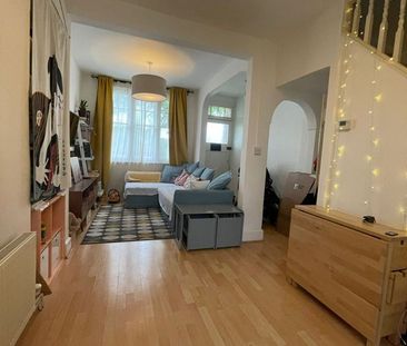 2 Bed Terraced House, Nightingale Lane, N8 - Photo 5