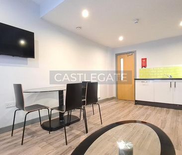 3 bedroom flat share to rent - Photo 2