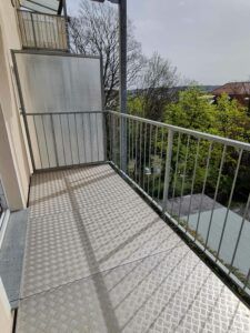 Krausenstr. 16, Wohnung 8 ~~~ Balkon, Badezimmer mit Wanne, Kellerabteil - Photo 4