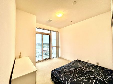 For Lease - 55 Speers Road Unit# 1011, Oakville, Ontario - Photo 2