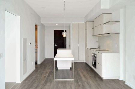 For Lease - 197 Yonge Street Unit# 3107, Toronto, Ontario - Photo 2