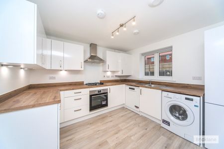 Funnell Drive, Stone Cross, Pevensey - Photo 2