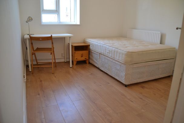 3 Bed Flat, Coldbath Street, SE13 - Photo 1