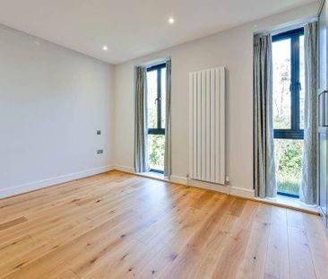 4 bedroom terraced house to rent - Photo 5