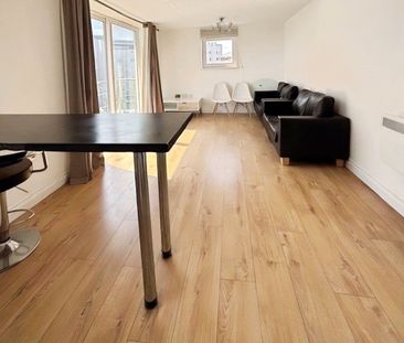 Bedfont Lane, Feltham, TW13 4GB - Photo 1