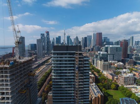 For Lease - 35 Parliament Street Unit# 424, Toronto, Ontario - Photo 2