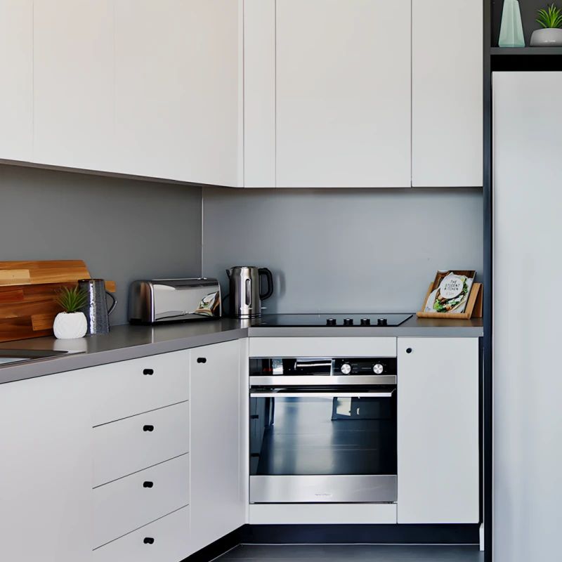 U18 (MONASH) 6 Bedroom Female - Photo 1