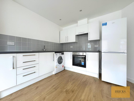 1 bedroom flat to rent - Photo 3
