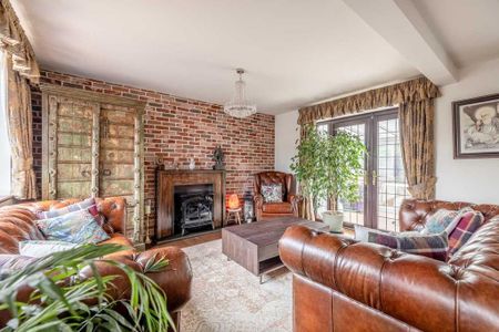 5 bedroom detached house to rent - Photo 5