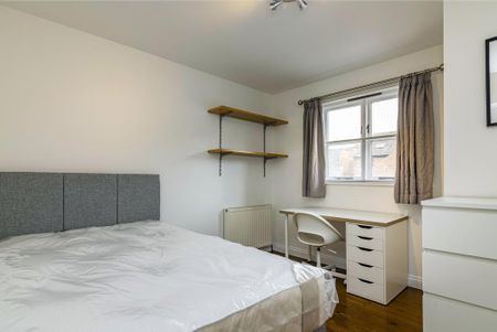 4 bedroom flat to rent - Photo 5