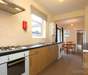 3 bedroom terraced house to rent - Photo 6