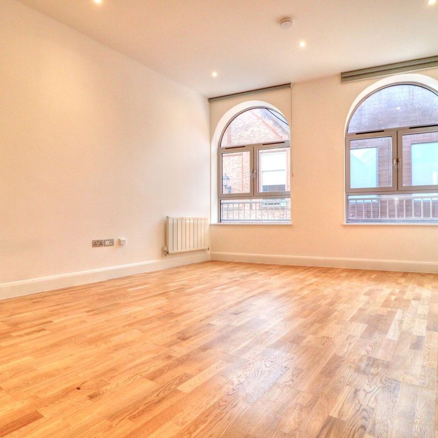 1 bedroom flat to rent - Photo 1