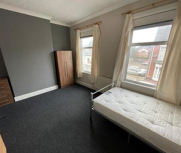4 bedroom house share to rent - Photo 4