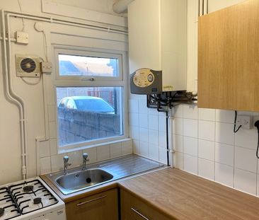 Connaught Road, Roath - Photo 4