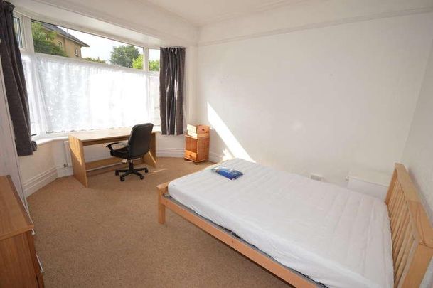 Truscott Avenue, Winton, Bournemouth, BH9 - Photo 1