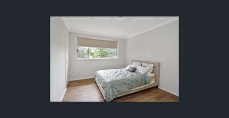 Large Family Home in Quiet Cul-de-Sac - Photo 2