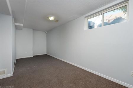 For Lease - 246 SPILLSBURY Drive Unit# 801, Peterborough, Ontario - Photo 5