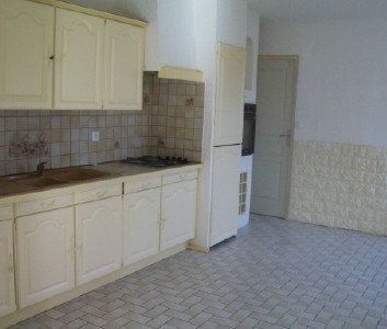 Location Maison 4 pièces 97m² - Photo 2