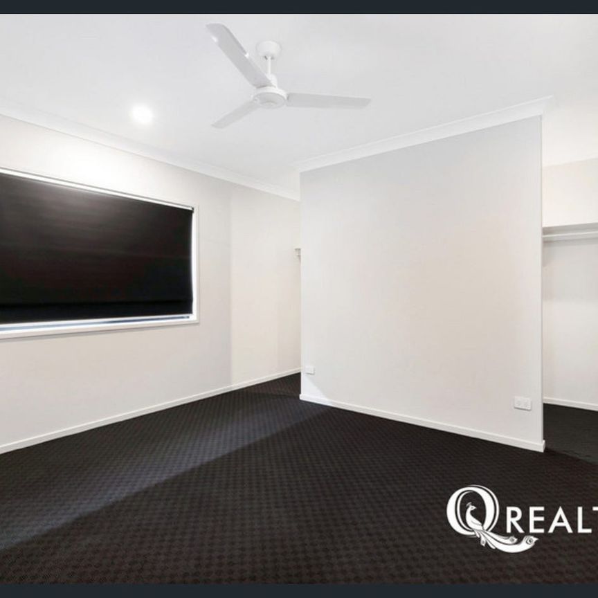 🏡Lowset Home in Family-Friendly Algester - Photo 1