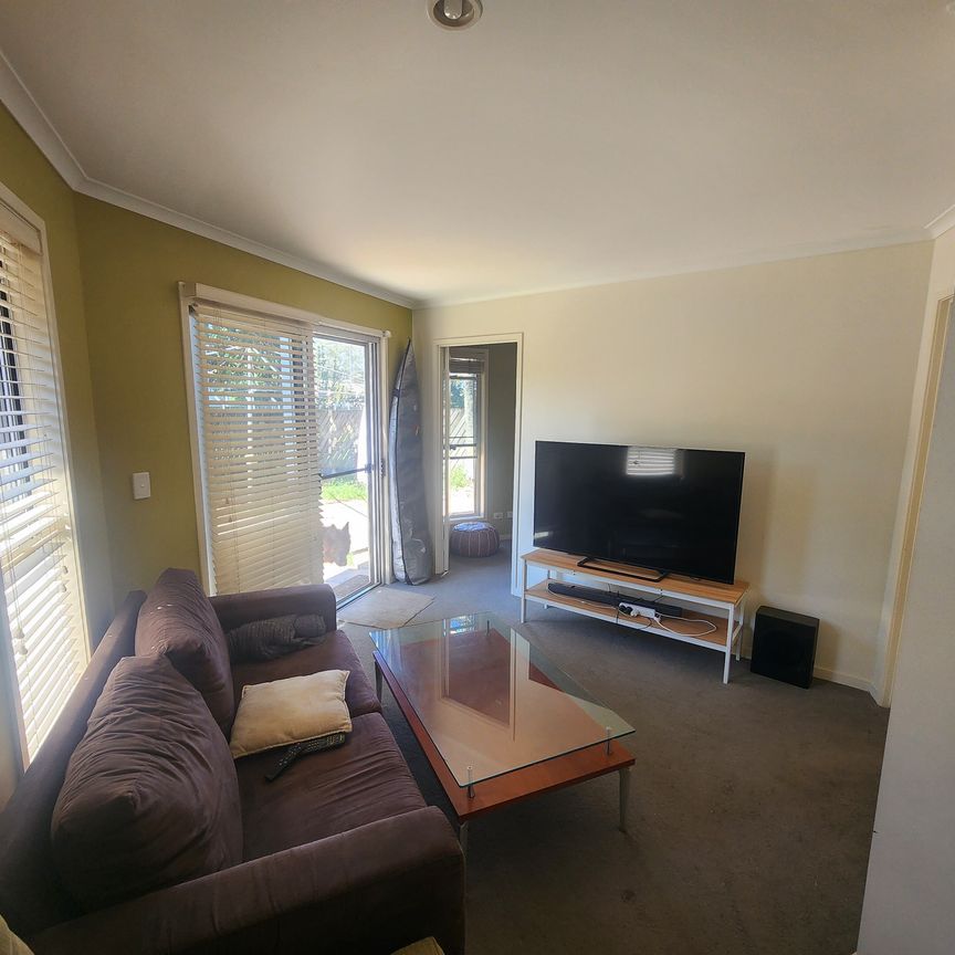 Ferny Grove - Photo 1