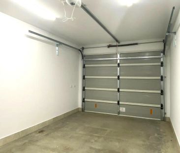 “Well-designed Brand New Townhouse” - Photo 5