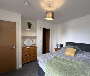 13 bedroom house share to rent - Photo 6