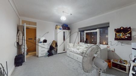 North End Road, Wembley, HA9 - Photo 2