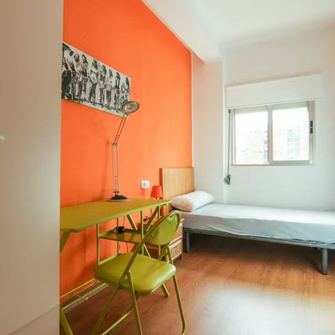 Calle del Doctor Manuel Candela, Valencia, Valencian Community 46021 - Photo 1