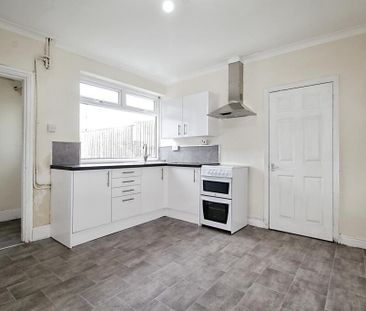 Emerson Avenue, Doncaster, Stainforth - Photo 4