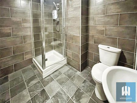 2 bedroom apartment to rent - Photo 2