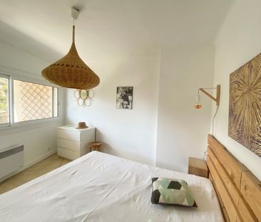 Location Appartement 2 pièces 48m² CASSIS 13260 - Photo 4