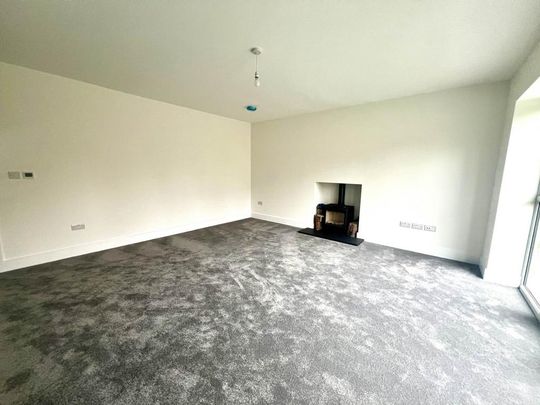 3 bedroom bungalow to rent - Photo 1