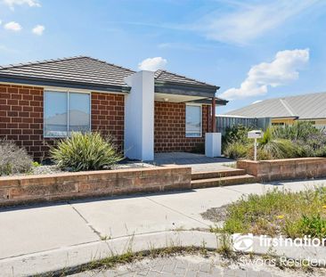 Beautiful Corner-Block Home in Ellenbrook - Available Now! - Photo 5