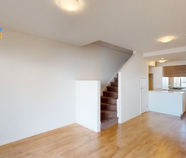 Split Level Living!! - Photo 4