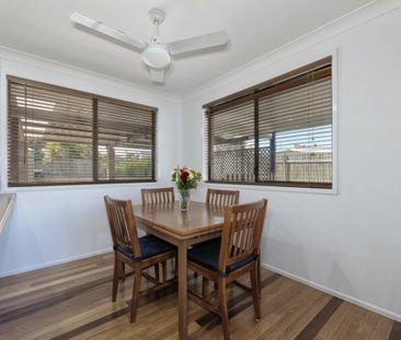 SPACIOUS FAMILY HAVEN WITH LARGE SHED & ENTERTAINING AREA IN PRIME ... - Photo 4