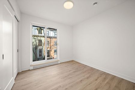 2040 Rue Clark, Ville-Marie, QC - Photo 3