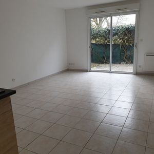 Location appartement 1 pièce, 29.83m², La Roche-sur-Yon - Photo 2