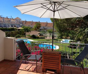 Alquiler de chalet adosado en Avenida Cristóbal Colón, 44 - Photo 6