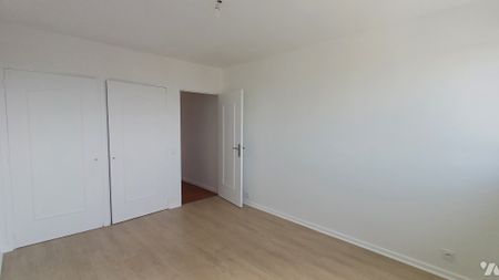 SAINTE FOY LES LYON - T3 - 70.22m² - 2 chambres - balcon - cave - garage - 9/9 - Photo 5