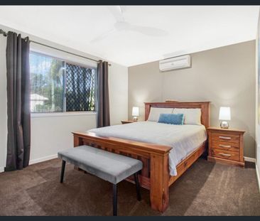 🏡 Seaside Sanctuary - Walk to Beach! - Photo 4