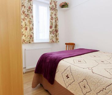 5 bedroom house to rent - Photo 2