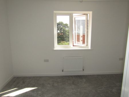 2 bed House - To Let - Photo 4