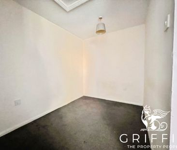 Falcon Avenue, Grays, RM17 - Photo 4
