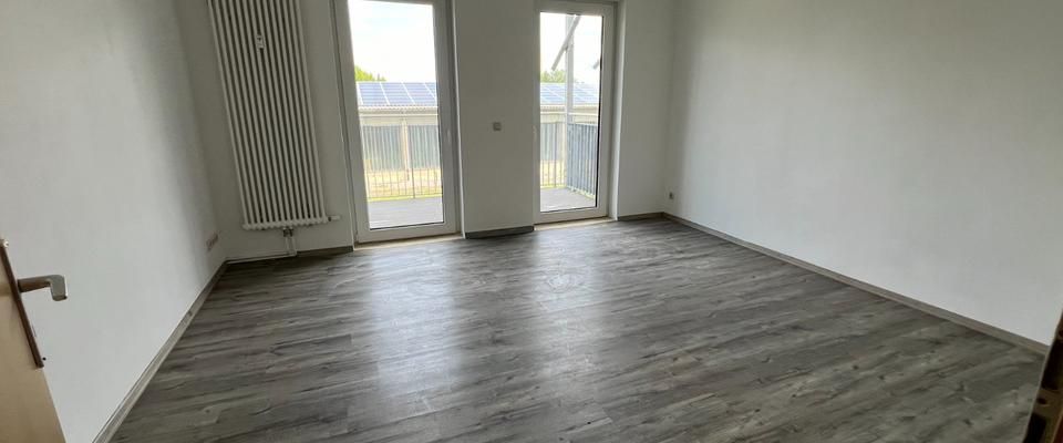 Modernisierte 3 Zimmerwohnung im 1.OG mit Balkon - Foto 1